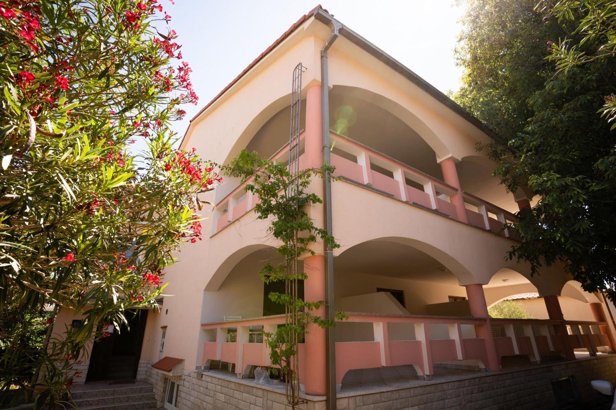נובליה Villa Barbara Oasis Central Suite With Terrace מראה חיצוני תמונה